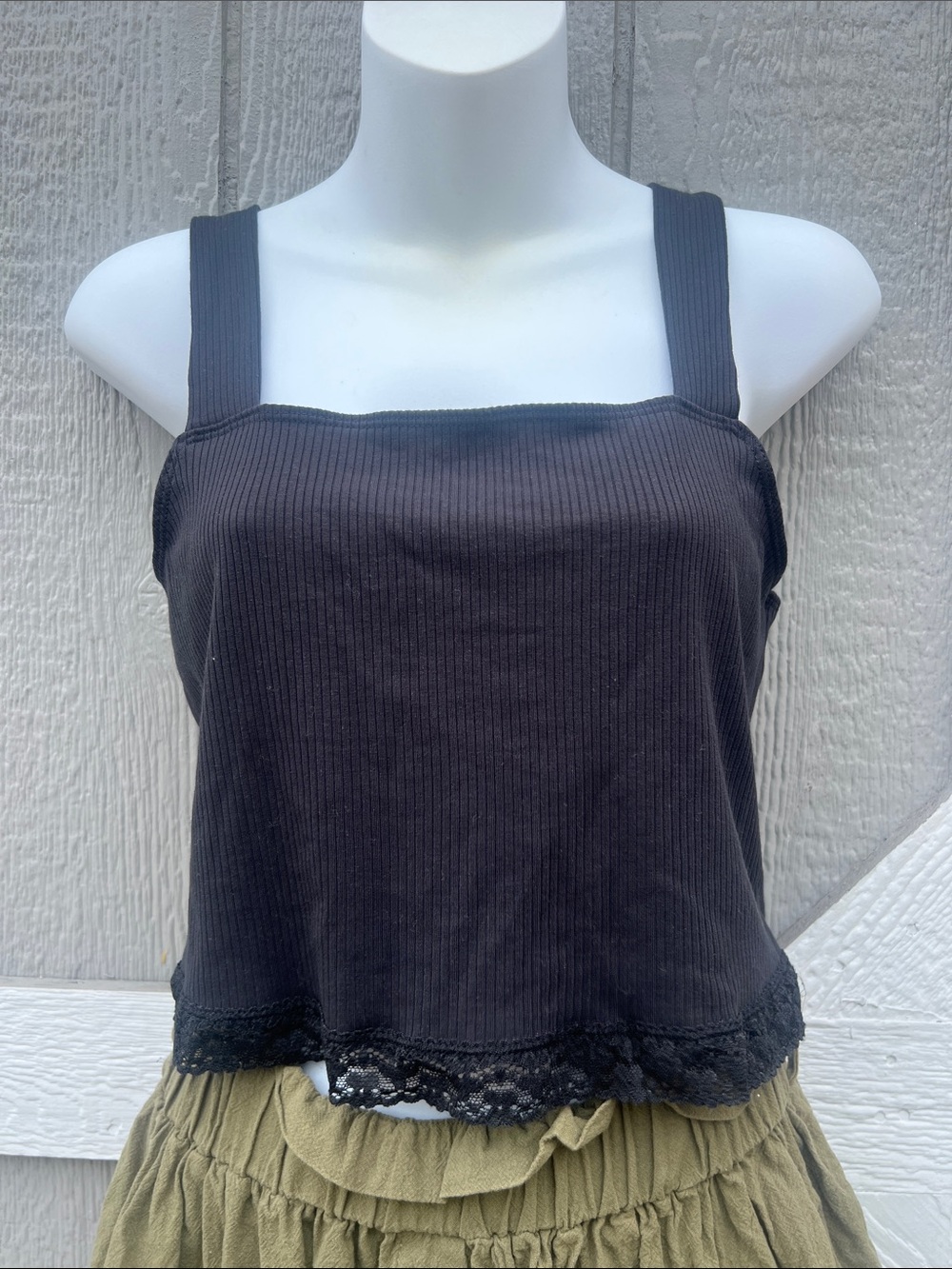 American Eagle Black Ribbed Lace-Trim Tank Top - Women